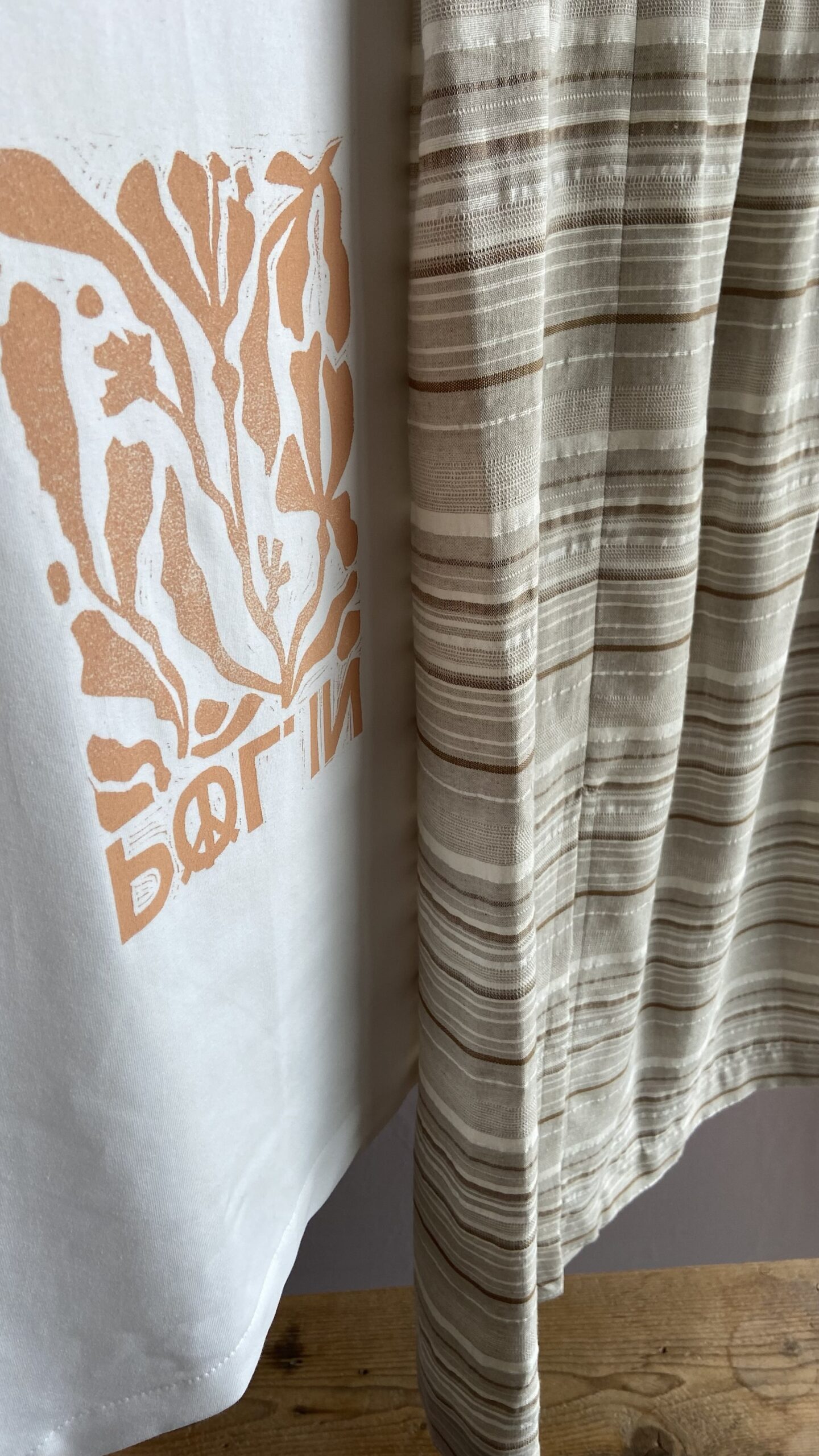 Pilosella T-shirt bianca - immagine 3