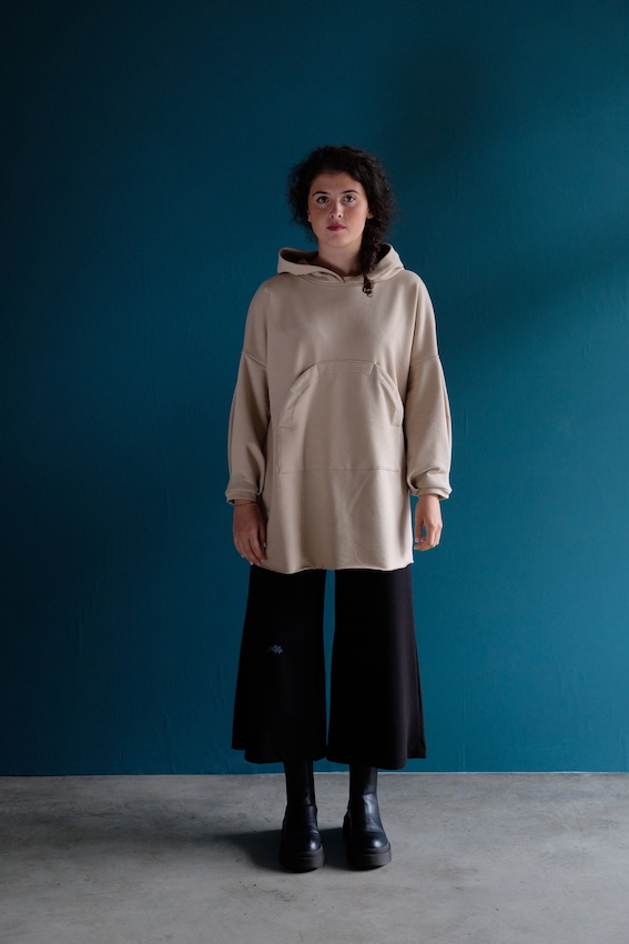 Piperita felpa oversize con cappuccio, beige - immagine 3